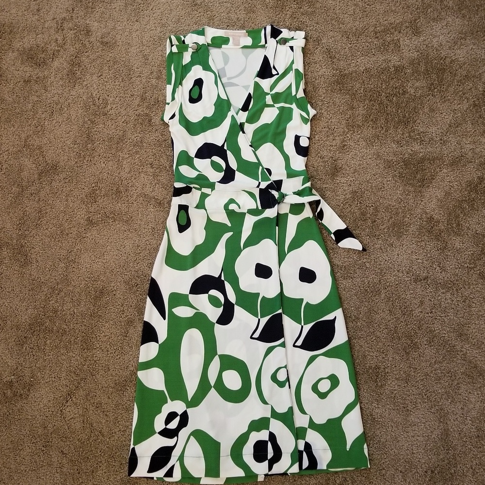 🌻 Banana Republic Green Blue and White Wrap Dress